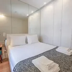 Modern Flat With Balcony On Rua Flores - 3rd Oporto