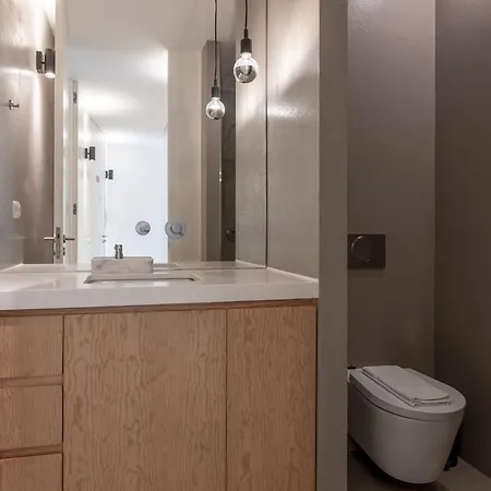 아파트 Modern Flat With Balcony On Rua Flores - 3rd