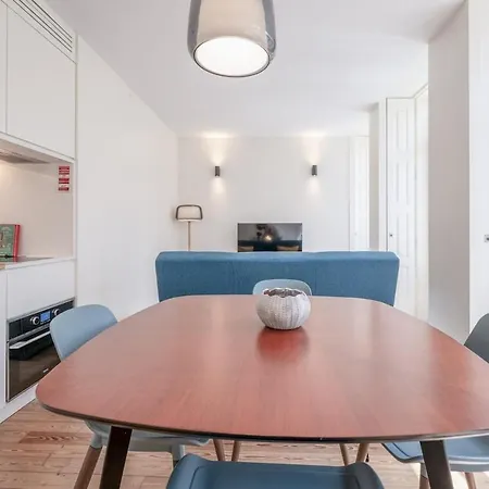 Modern Flat With Balcony On Rua Flores - 3rd 아파트